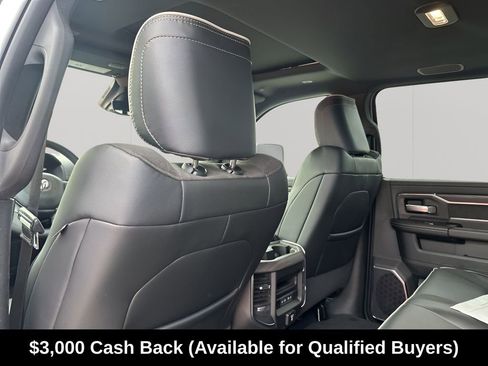 New 2026 RAM 2500 Laramie w/ Night Edition AWD/4WD image 17