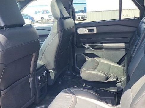 Used 2021 Ford Explorer ST w/ Equipment Group 401A AWD/4WD image 16