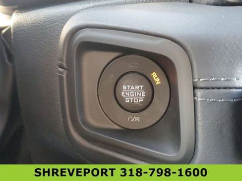 Used 2026 Jeep Wrangler Unlimited Rubicon AWD/4WD image 35