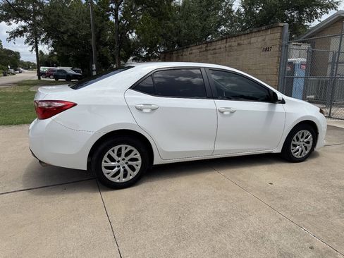 Used 2019 Toyota Corolla LE FWD image 27