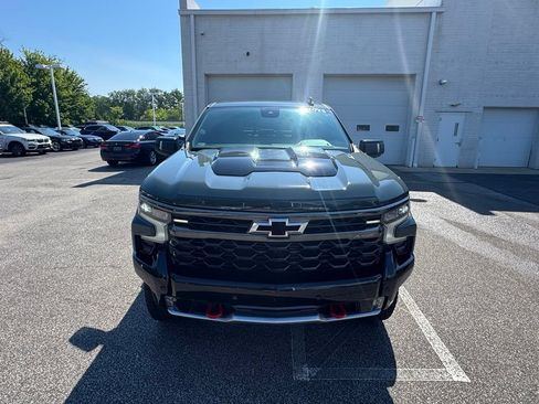 Used 2025 Chevrolet Silverado 1500 ZR2 AWD/4WD image 8