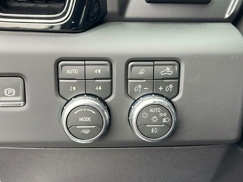 New 2026 GMC Sierra 1500 AT4 w/ AT4 Premium Package image 25