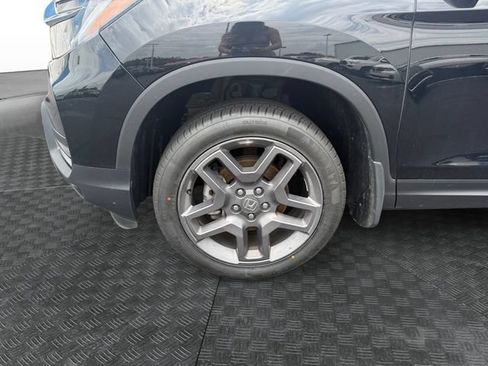 Used 2023 Honda Passport EX-L image 10