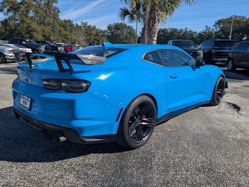 Used 2022 Chevrolet Camaro ZL1 image 5