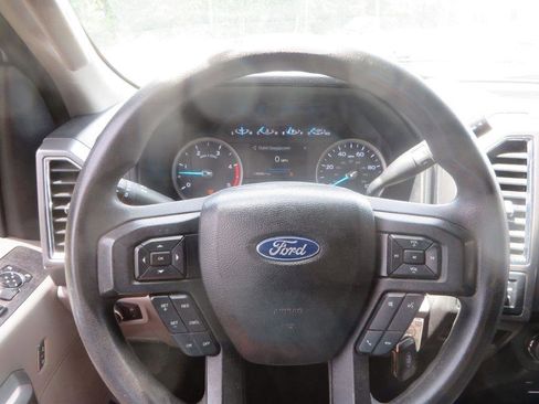 Used 2018 Ford F250 XLT AWD/4WD image 16