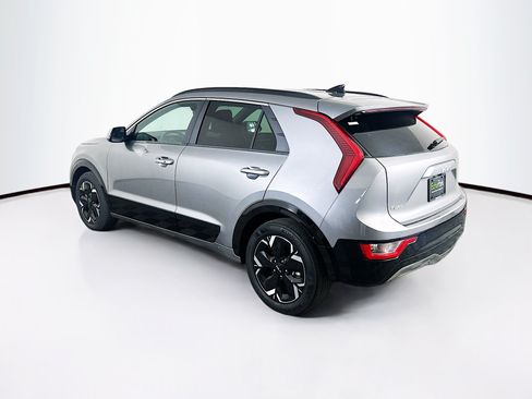 Used 2024 Kia Niro Wind FWD image 5