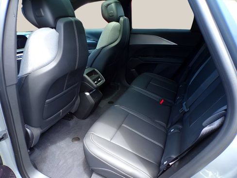 Used 2024 Cadillac Lyriq Tech w/ Driver Assist Package AWD/4WD image 8