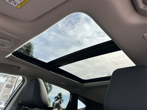 New 2026 Nissan Murano SL image 32