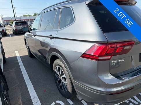 Used 2019 Volkswagen Tiguan SE AWD/4WD image 3
