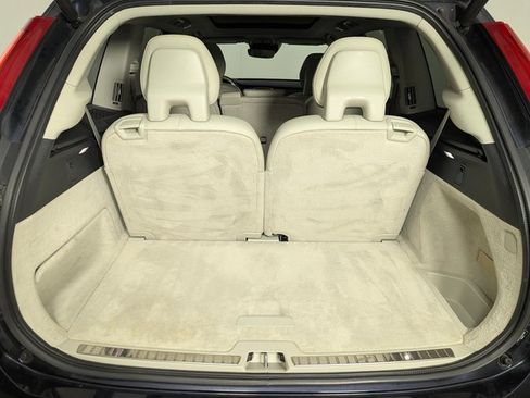 Used 2016 Volvo XC90 T6 Momentum w/ Momentum Plus Package image 25