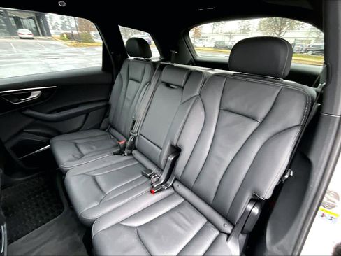 Used 2025 Audi Q7 2.0T Premium Plus w/ Premium Plus Package image 21
