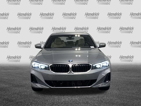 Used 2025 BMW 330i Sedan w/ Convenience Package image 2