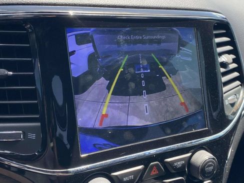 Used 2019 Jeep Grand Cherokee Limited AWD/4WD image 28