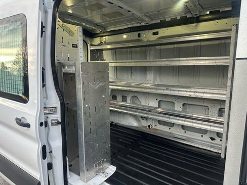 Used 2017 Ford Transit 150 130 Medium Roof image 29