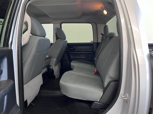 Used 2018 RAM 3500 Tradesman w/ Chrome Appearance Group AWD/4WD image 20