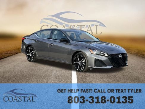 Used 2024 Nissan Altima 2.5 SR image 3