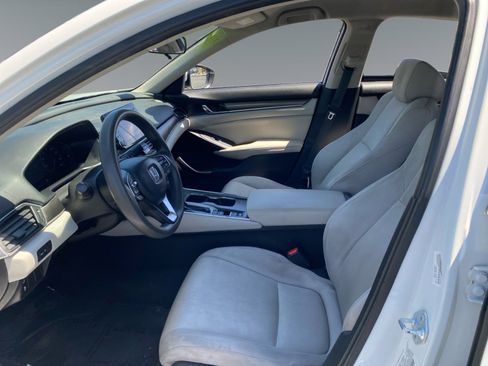 Used 2021 Honda Accord LX image 9