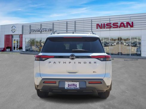 New 2026 Nissan Pathfinder SL w/ Cargo Package FWD image 6