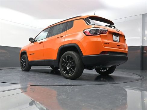 New 2026 Jeep Compass Latitude image 21