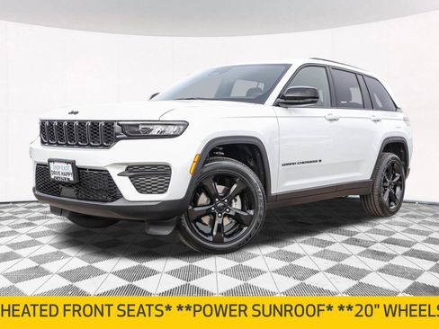 New 2025 Jeep Grand Cherokee Altitude image 2