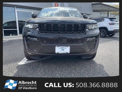 New 2026 Jeep Grand Cherokee Limited AWD/4WD image 8