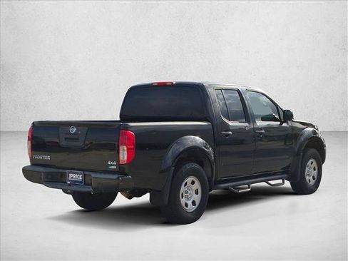 Used 2018 Nissan Frontier S AWD/4WD image 5