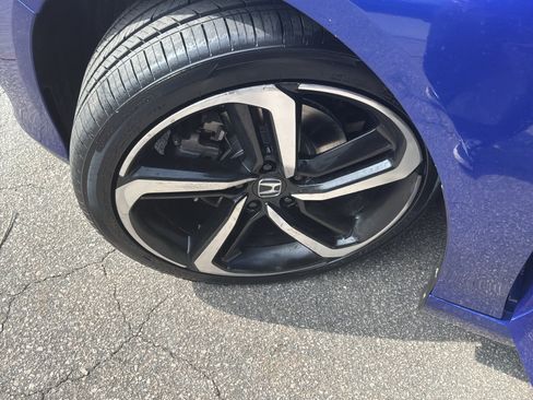 Used 2019 Honda Accord Sport image 13
