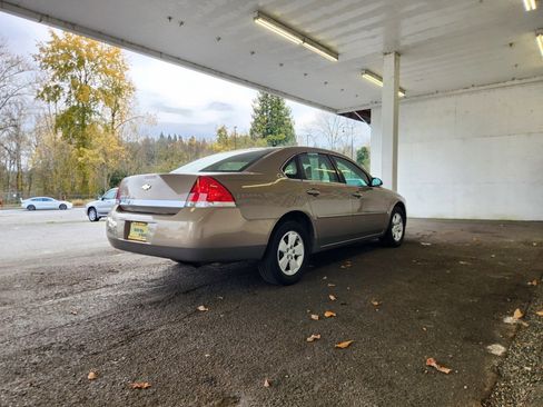 Used 2007 Chevrolet Impala LT w/ Preferred Equipment Group image 3