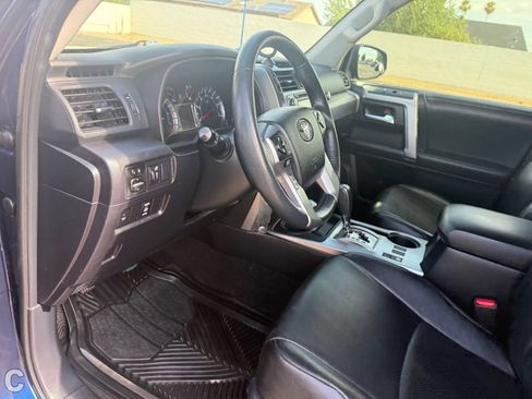 Used 2019 Toyota 4Runner SR5 AWD/4WD image 21