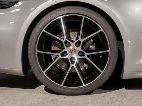 Used 2025 Porsche 911 Carrera T RWD image 15