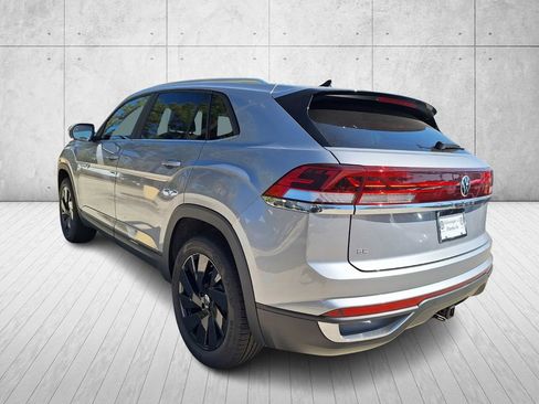 New 2026 Volkswagen Atlas Cross Sport SE image 3
