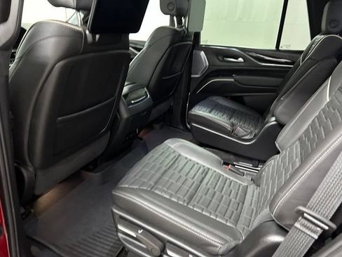 Used 2024 Cadillac Escalade V w/ LPO, ONYX Package AWD/4WD image 15