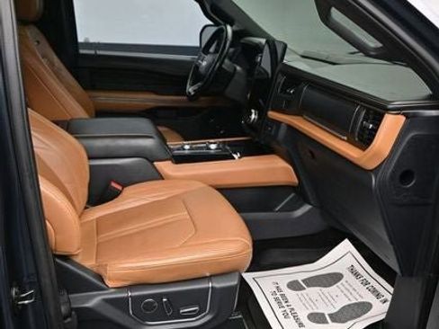 Used 2022 Ford Expedition Max Platinum AWD/4WD image 15
