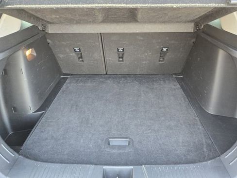 Used 2025 Chevrolet Trax LT image 16