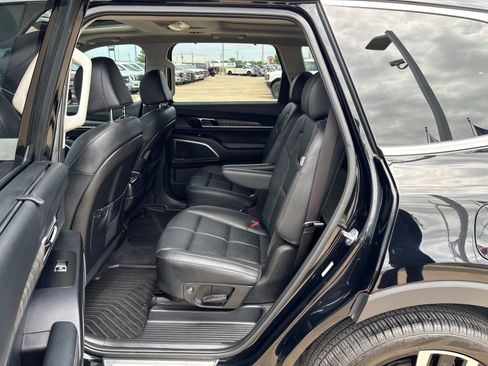 Used 2024 Kia Telluride SX FWD image 10