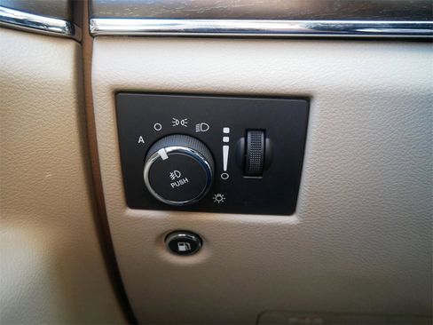 Used 2017 Jeep Grand Cherokee Limited w/ Trailer Tow Group IV image 56