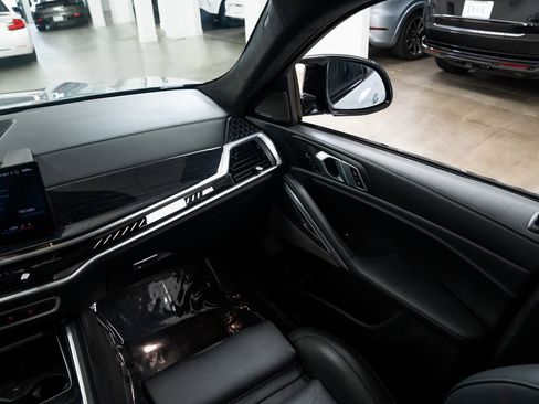 Used 2024 BMW X6 M Competition image 11