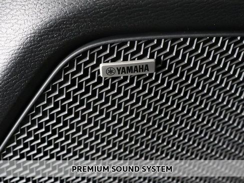 New 2026 Mitsubishi Outlander ES image 4