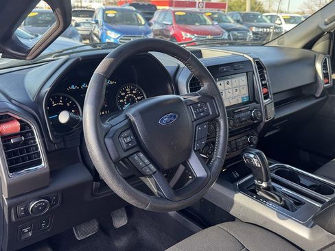 Used 2016 Ford F150 XLT w/ Equipment Group 302A Luxury image 17