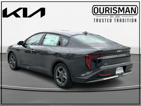 New 2025 Kia K4 LXS image 3