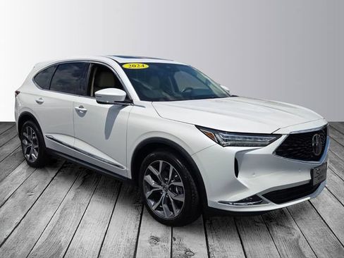 Used 2024 Acura MDX SH-AWD w/ Technology Package image 2