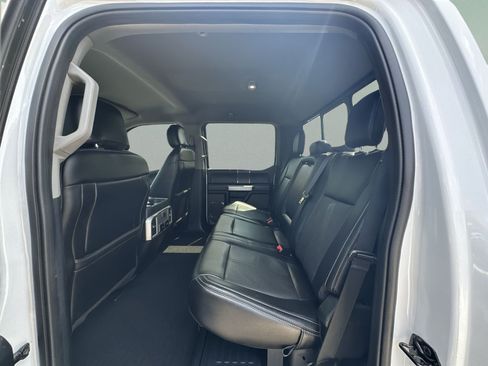 Used 2020 Ford F250 Lariat w/ Chrome Package AWD/4WD image 23