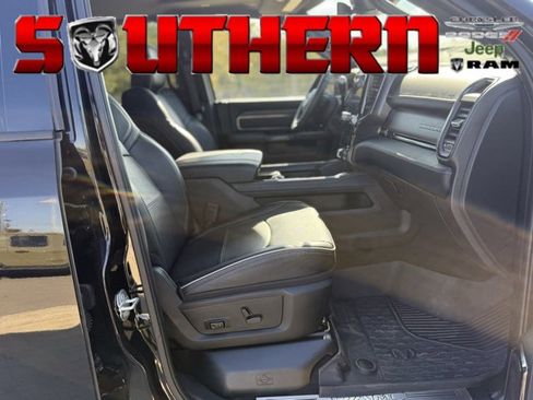 Used 2024 RAM 2500 Limited image 23