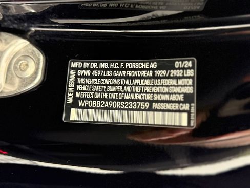 Certified 2024 Porsche 911 Targa 4S AWD/4WD image 33