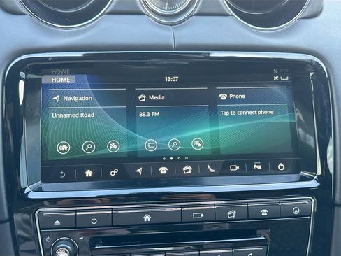 Used 2018 Jaguar XJ L Portfolio image 27