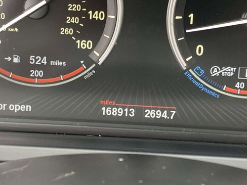 Used 2013 BMW 750Li image 33