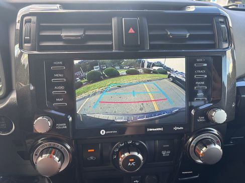 Used 2021 Toyota 4Runner TRD Off-Road Premium image 18