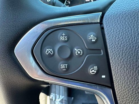 Used 2023 Chevrolet Traverse Premier w/ Redline Edition AWD/4WD image 18