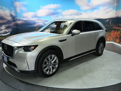 Used 2024 MAZDA CX-90 3.3 Turbo w/ Premium Package image 4