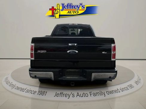 Used 2014 Ford F150 Lariat w/ Lariat Chrome Package AWD/4WD image 2